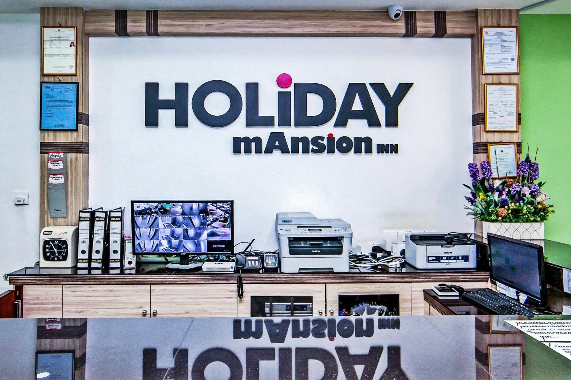 Oyo 44054 Holiday Mansion Inn Сибу Екстериор снимка
